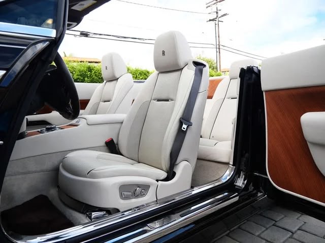 2017 ROLLS ROYCE DAWN