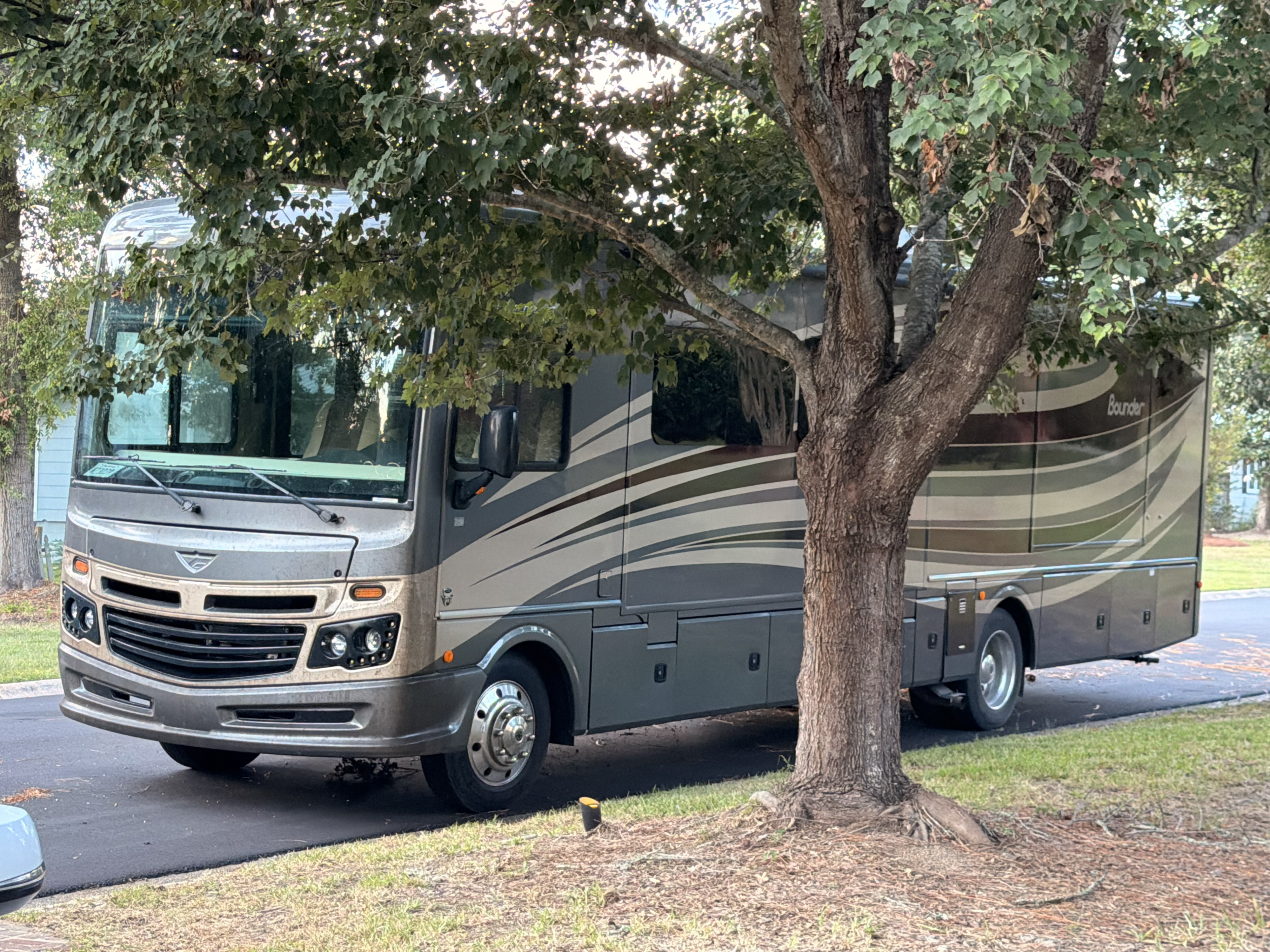 2017 Fleetwood Bounder