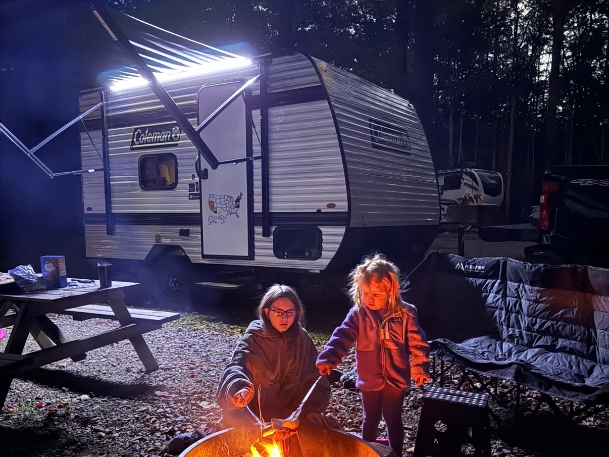 Lightweight SUV-Towable Camper | Sleeps 4