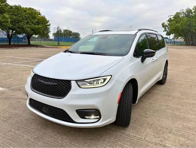 2025 Chrysler Pacifica