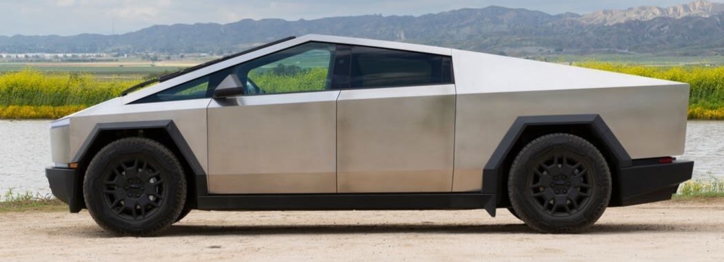 2025 Tesla Cybertruck