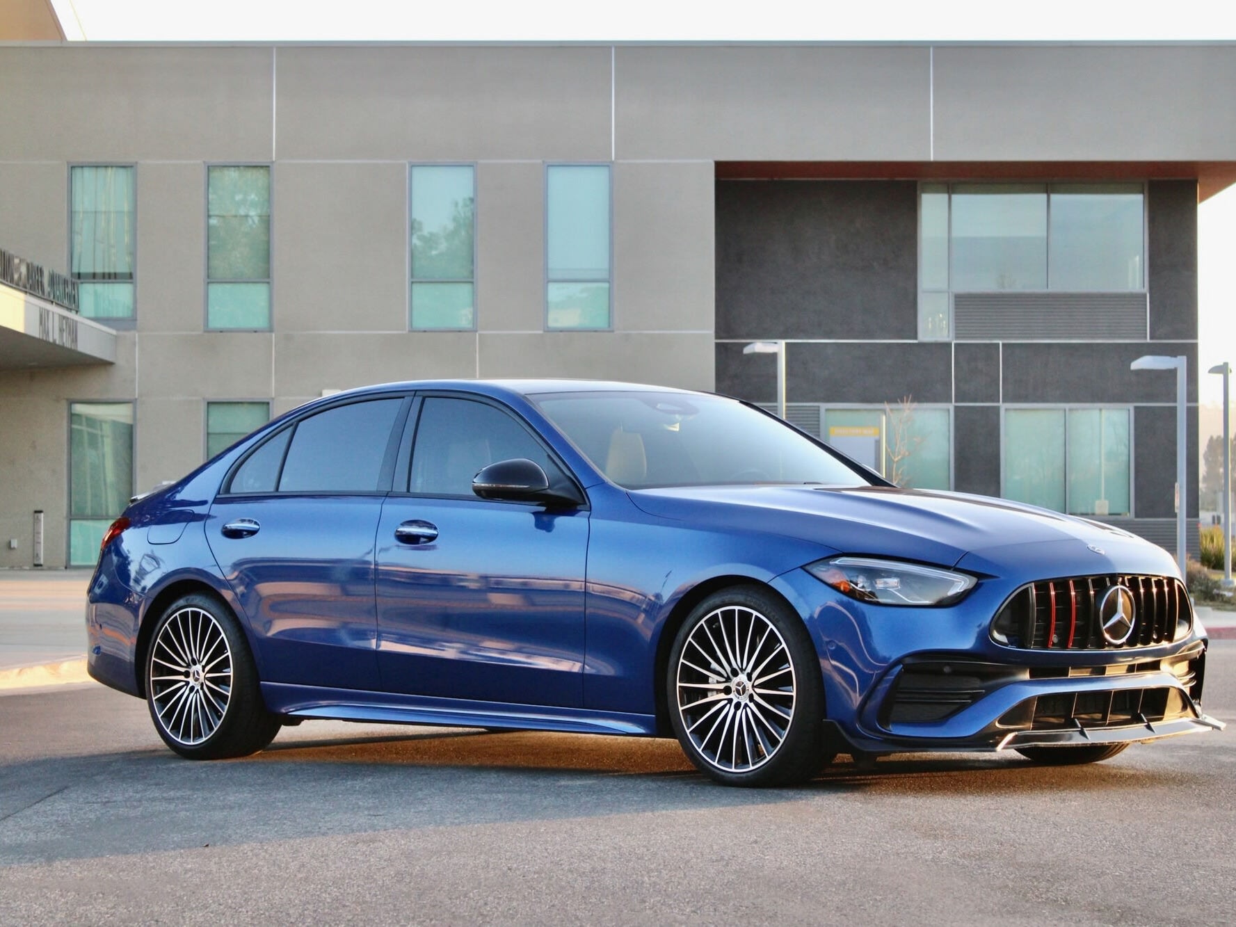 2022 Mercedes-Benz C300