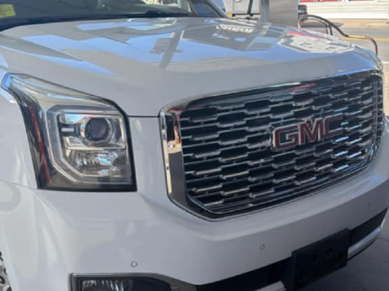2018 GMC YUKON