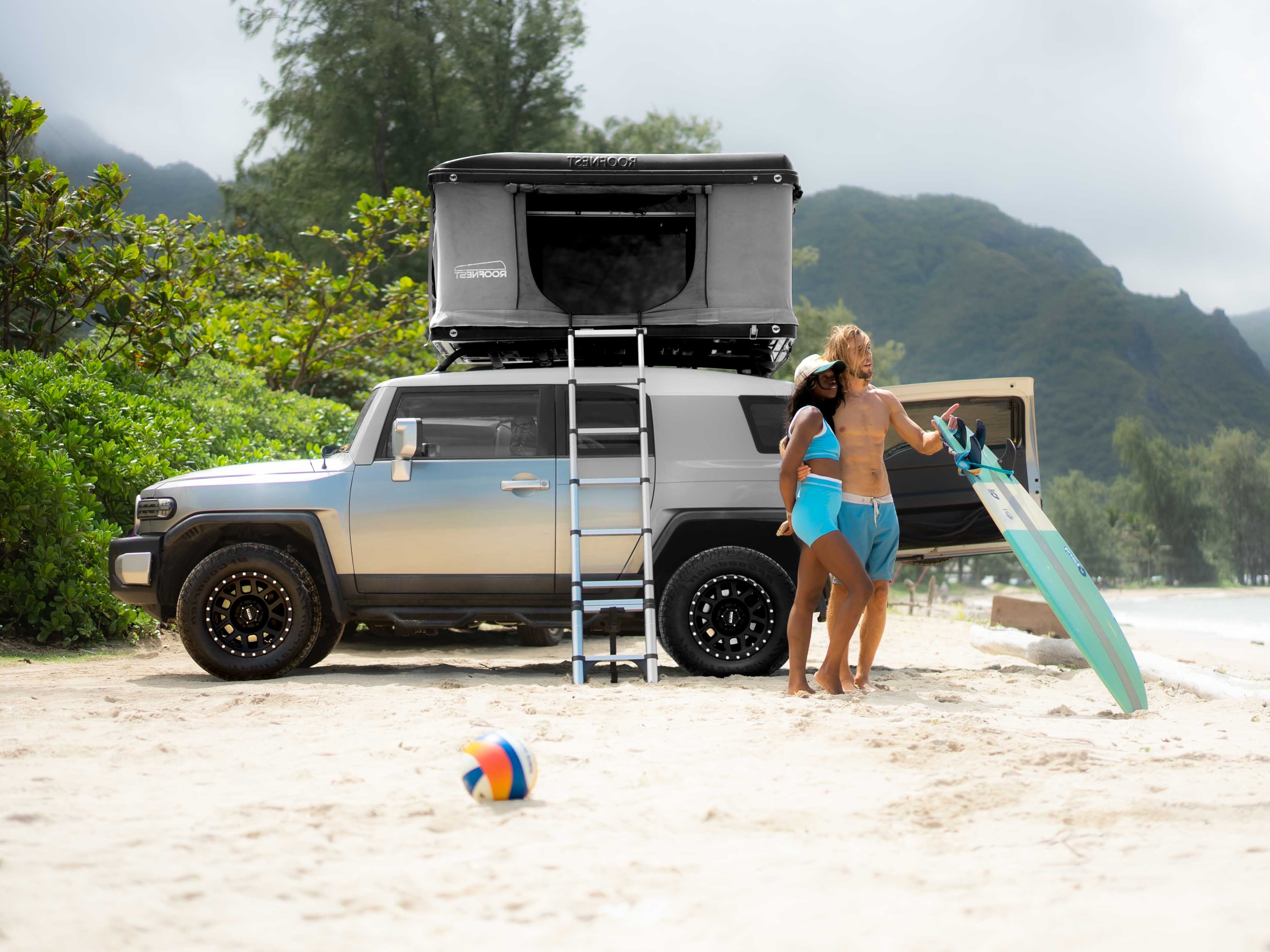 Hawaii Beach Explorer Toyota FJ Rooftop camper
