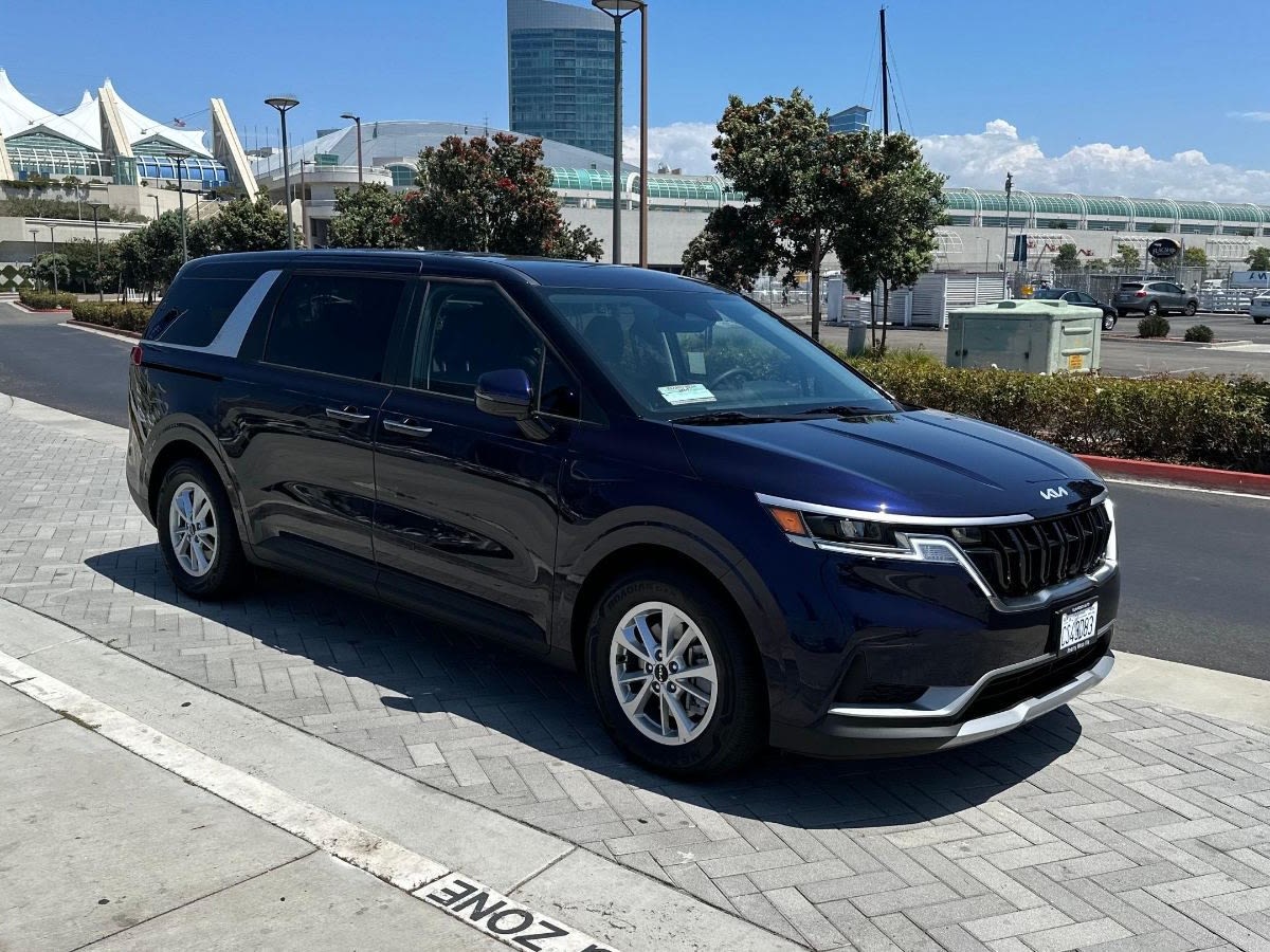 2024 Kia Carnival