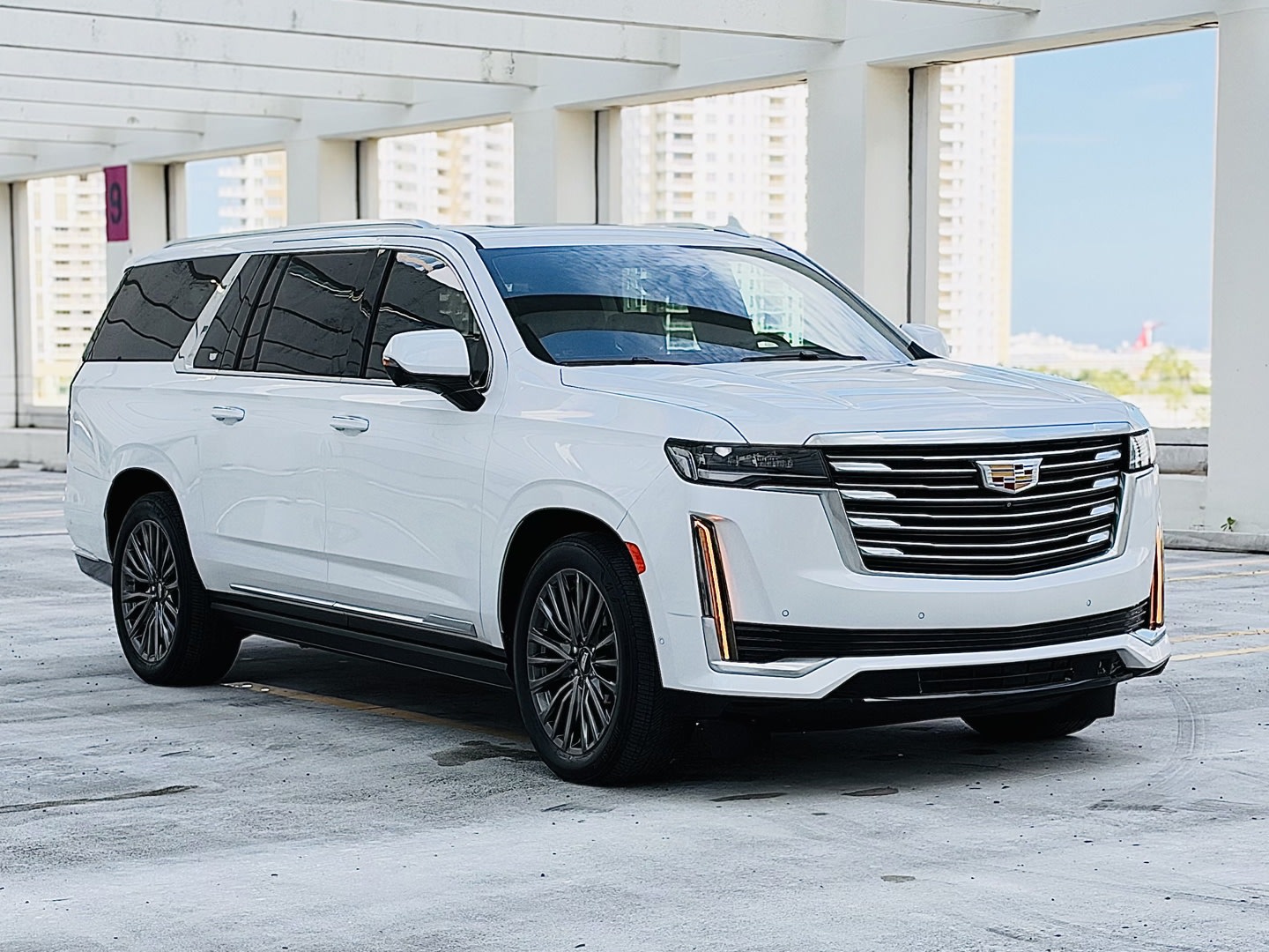 2022 Cadillac Escalade ESV