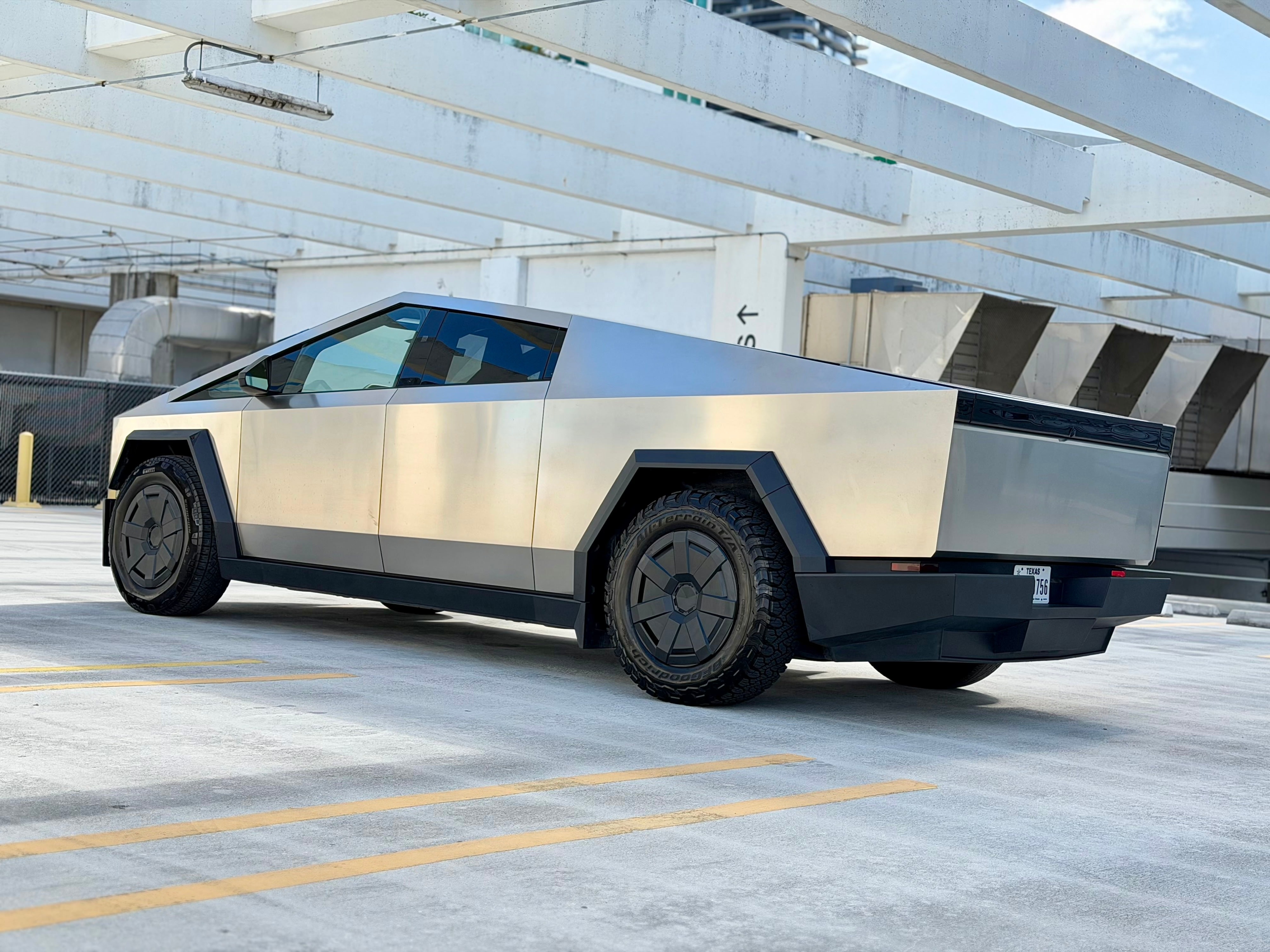 2024 Tesla Cybertruck