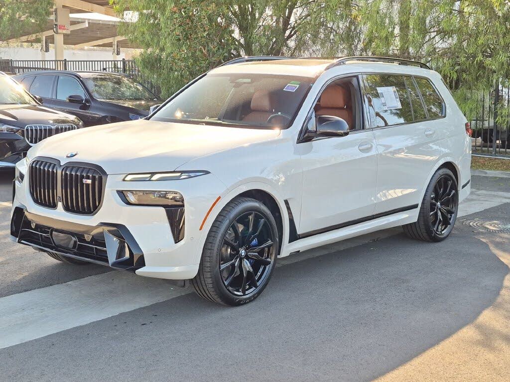 2025 BMW X7