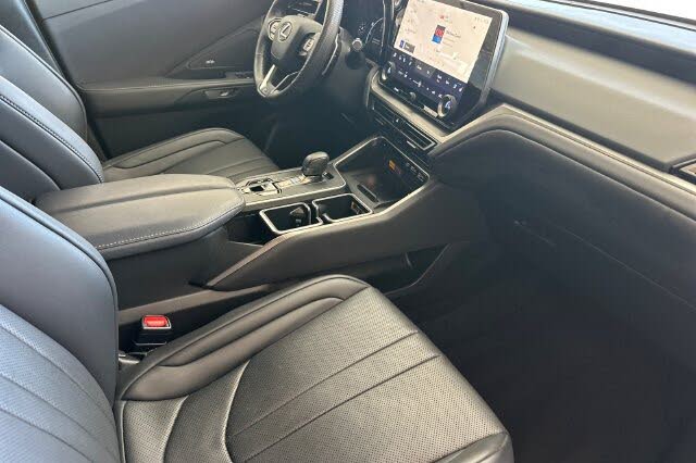 2025 Lexus TX