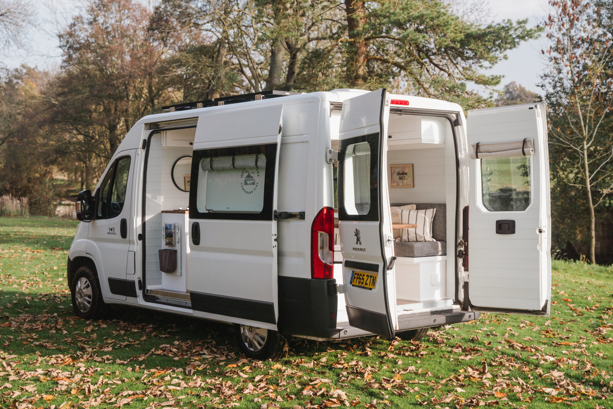 Floyd campervan for hire, Melton Mowbray Quirky Campers
