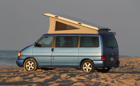 Baloo - a classic 2002 Volkswagen T4 Westfalia with poptop