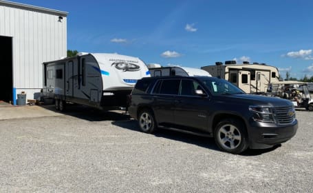 2021 Cherokee Alpha Wolf