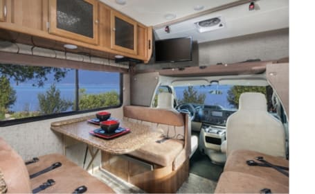 Arie's Thor 28ft C class RV