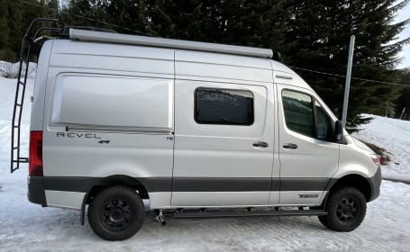 2021 Winnebago Revel