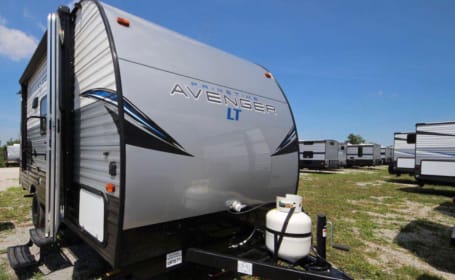 2021 Avenger with bunks 16BH