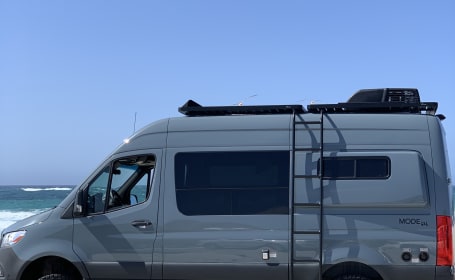 2021 Mercedes-Benz 4x4 Storyteller Stealth Mode