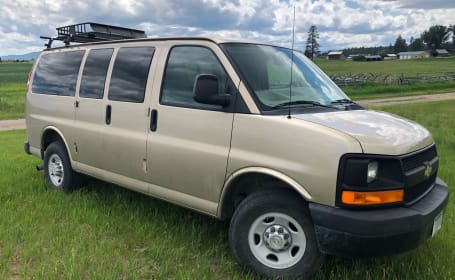 Flathead Valley 12 Passenger Van- The Glacier