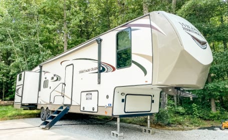 2021 Heritage Glen 356QB - 2 Full Baths, Huge Bunk Room!