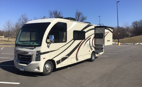 2017 Thor Motor Coach Vegas