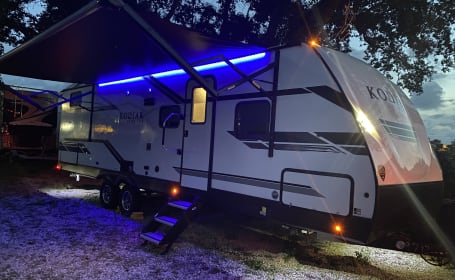 2021 Kodiak Ultra Lite w/ separate bunk house
