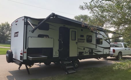 The Wandering Dutchmen (2021 Coleman Dutchmen Light 2455BH) Bunkhouse