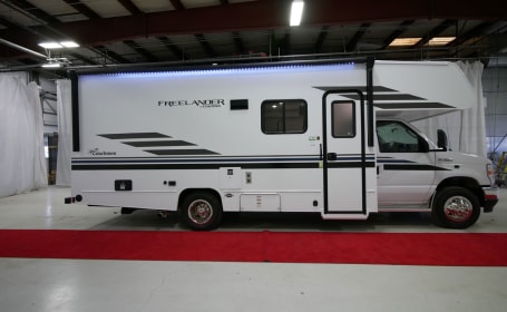 2022 Coachmen Freelander 23FS