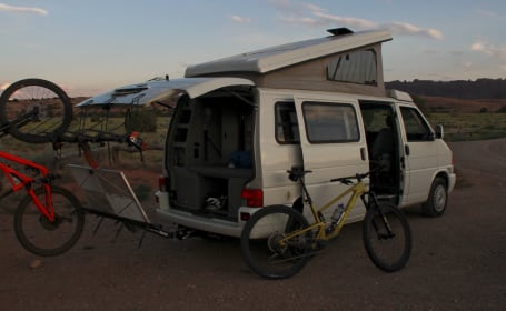 Classic Volkswagen Eurovan Camper with Pop Top '02