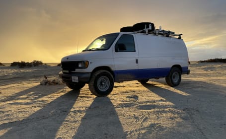 Daisy Mae Camper Van | 2001 Econoline E-250 | Unlimited Miles