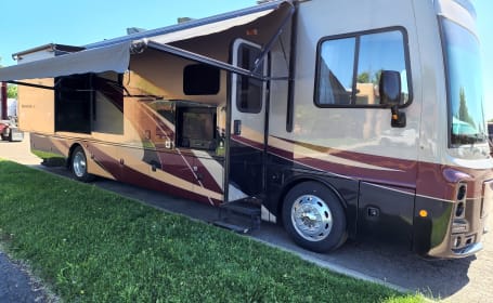 2018 Holiday Rambler Navigator XE