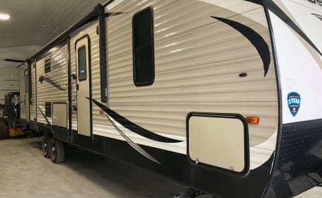 2019 Keystone RV Hideout with 2 Bathrooms