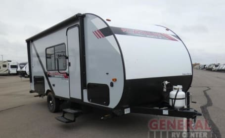 2021 Forest River Wildwood FSX Platinum 179DBKX