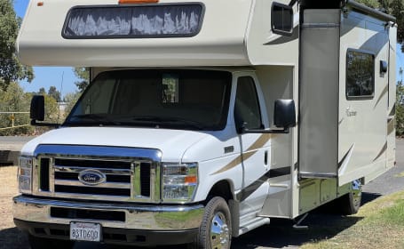 2019 Coachmen Leprechaun Slideout 260QB