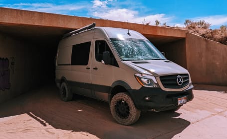 VanGo - The Most Epic 4x4 Adventure and Bike Van for Families.