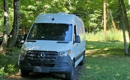 Summit Seeker: The ultimate van for your next journey
