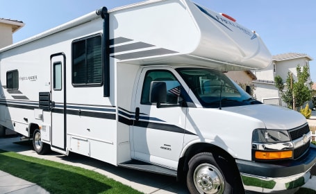 FLASH SALE STARTING $170/NIGHT CLASS C RV