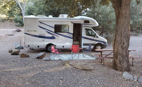 2008 Pulse Motorhome. Adventure is out there. Travel in style!