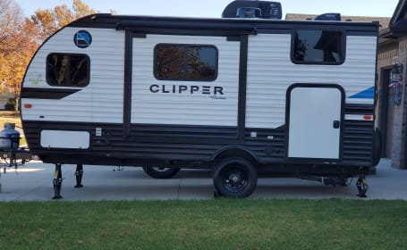 RV Retreat 2021 Clipper Trailer, Great for families/pets, sleepover