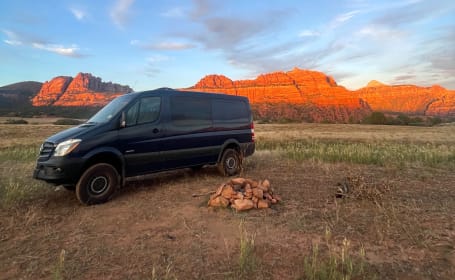 DANGER O’SHEA 2016 Mercedes Sprinter (4WD/diesel/automatic)