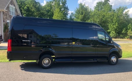 2022 Midwest Automotive Designs Ultimate Limo! BDays, Tailgating, VIP Party