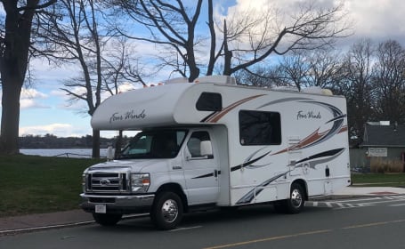 Four Winds Motorhome 2011