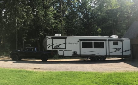 2021 Forest River Wildwood Bunk house!