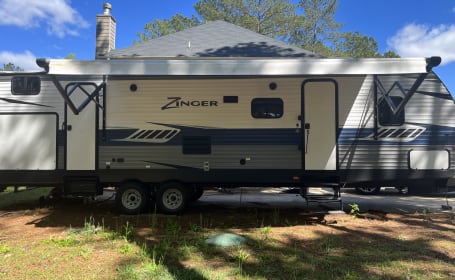 2019 Crossroads RV Zinger bunk house with 2 slides and kids room