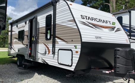 2022 trailer with bunkbeds, family and pet friendly