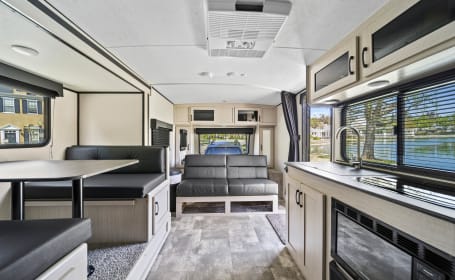 Beautiful 2022 Coachman Apex Nano