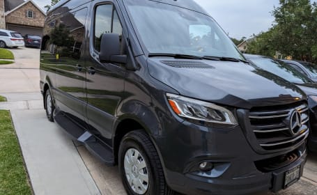 2023 Panda Luxury Sprinter with upgrades