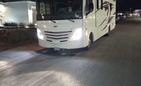 2020 Flair-Fleetwood Motorhome 32S with two full size baths.