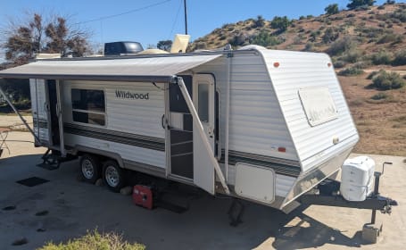 Special Discounted Nightly Rate Travel Trailer RV Rent 2005 Forest River