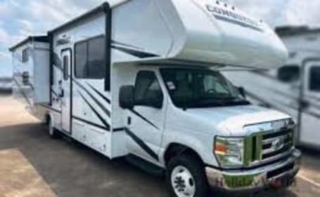 D17 - 🏕️ Ultimate Road Trip Machine – 2023 Gulf Stream Conquest 6311