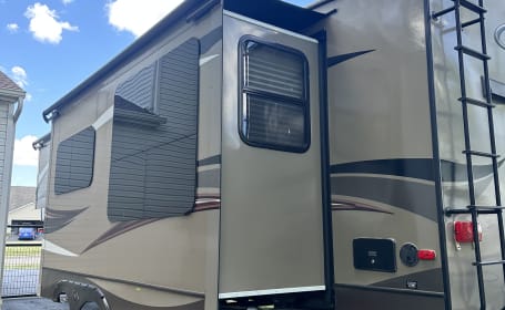 2015 Keystone RV Cougar X-Lite