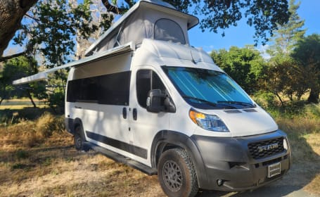NEW 2023 Thor Tellaro 4 travelers 